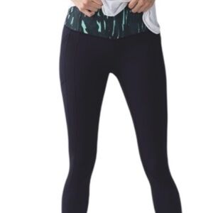 Lululemon Athletica NAVY BLUE Leggings with Green Accents